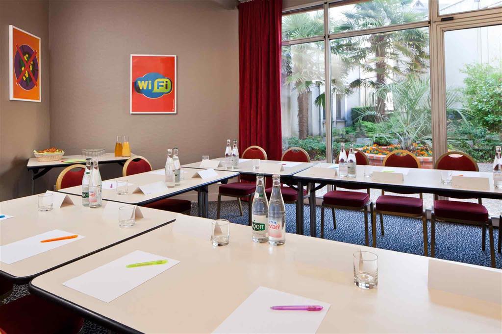 Ibis Styles Blois Centre Gare Hotel Kültér fotó