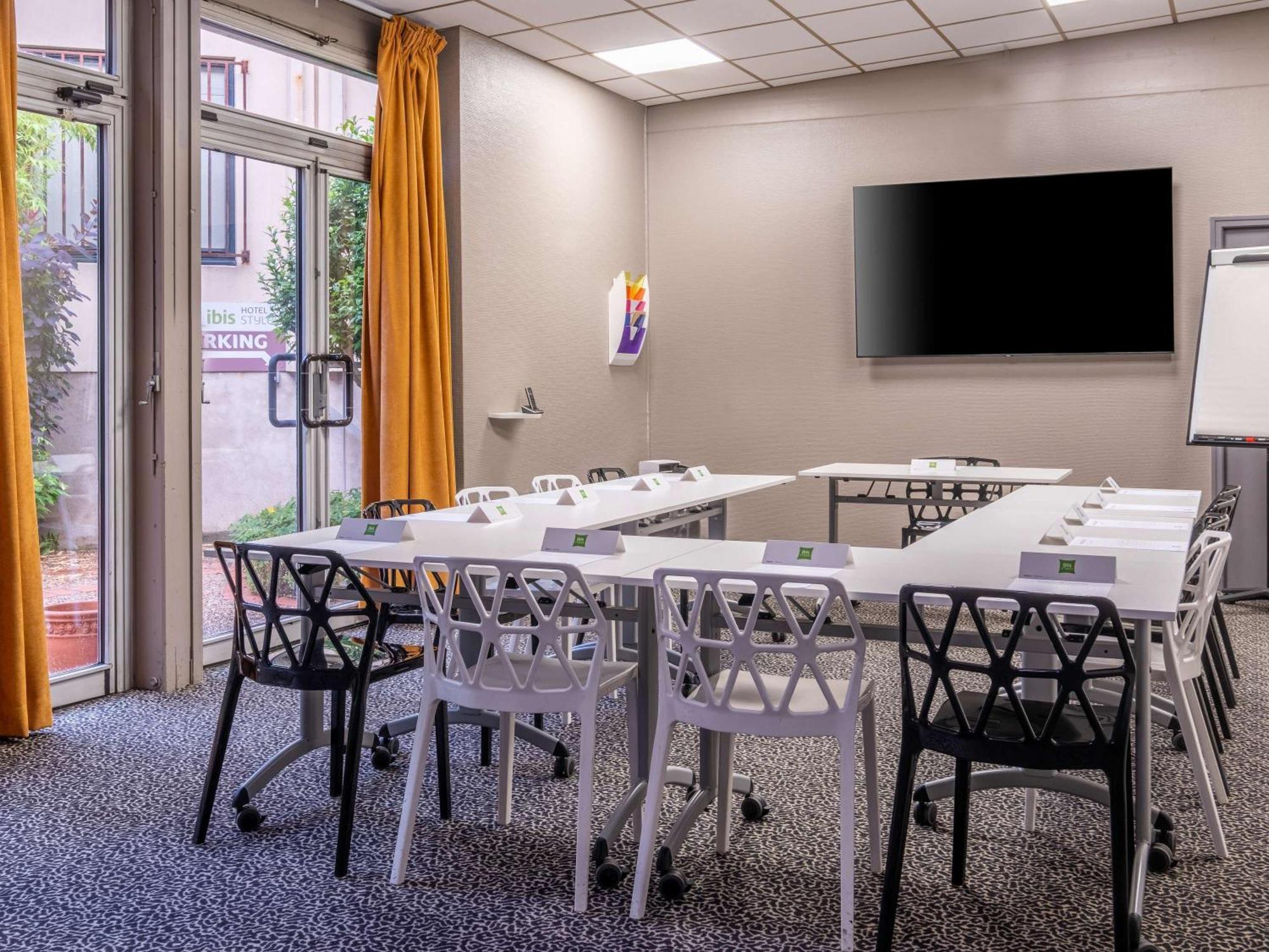 Ibis Styles Blois Centre Gare Hotel Kültér fotó