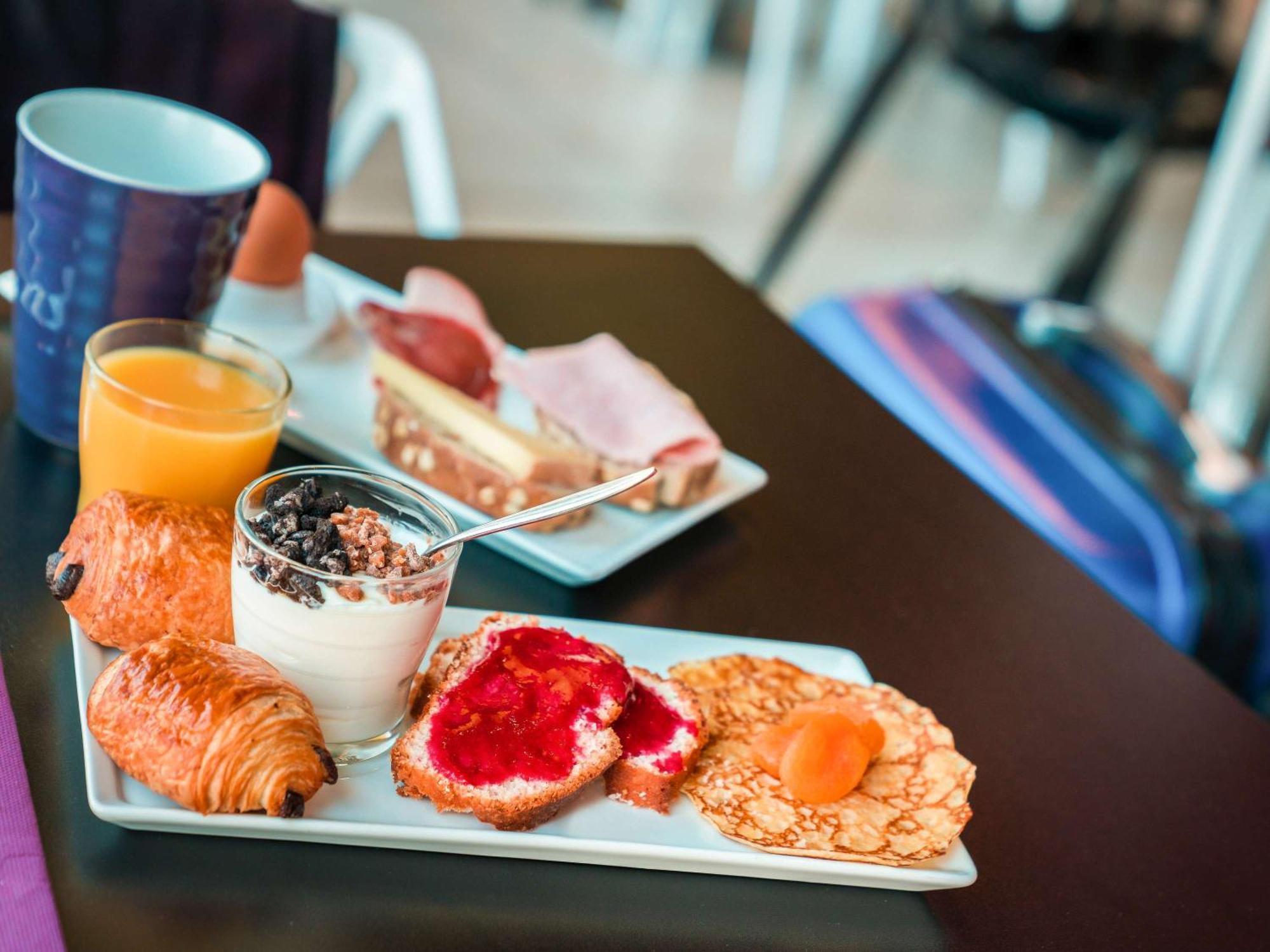 Ibis Styles Blois Centre Gare Hotel Kültér fotó